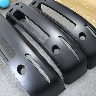 Reaction Plastic Injection Molding RIM Automotive Parts Deburring Painting Surface Finish